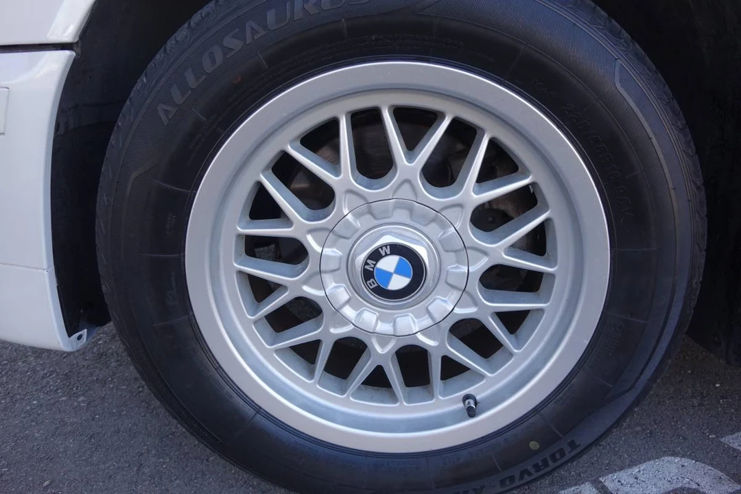 2002 BMW E39 5 Series - Image 18 of 24