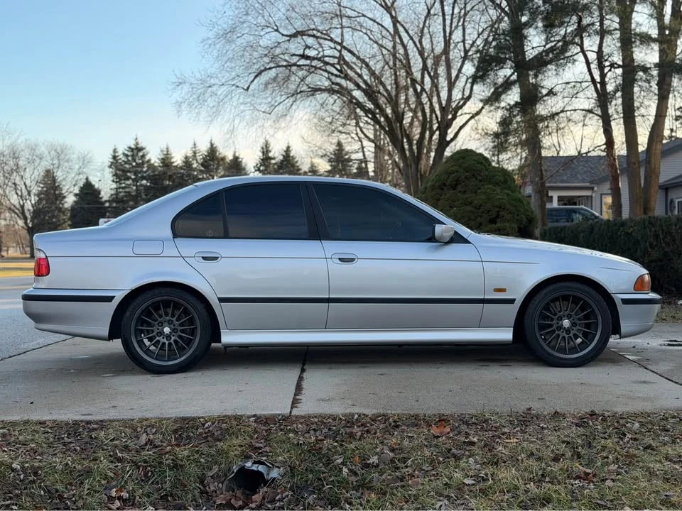1999 BMW E39 540i - Image 2 of 9