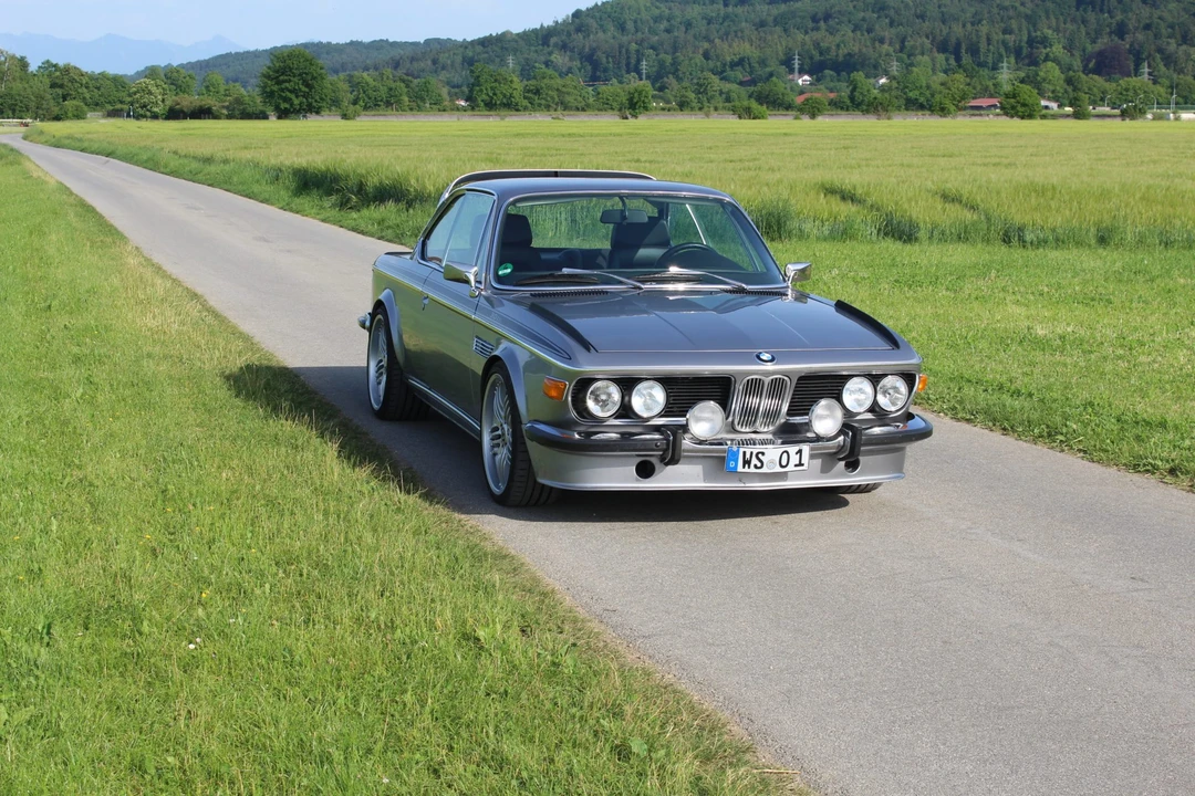BMW - Image 13 of 31
