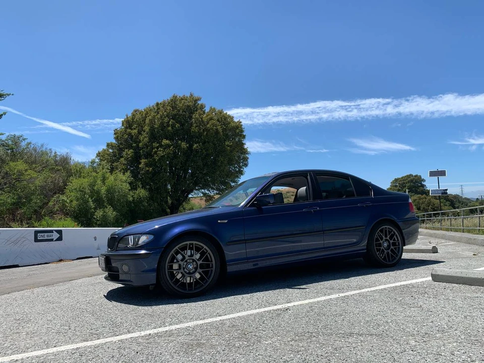 2005 BMW E46 330i & 330Ci - Image 2 of 3