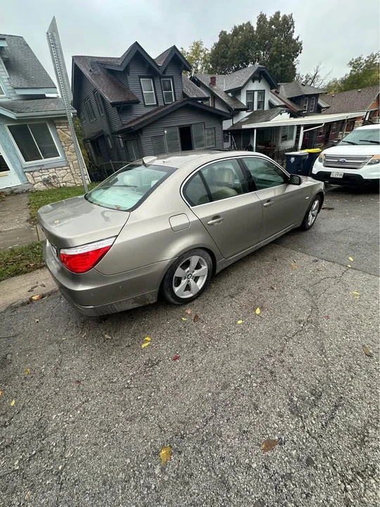 2008 BMW E60 5 Series Sedan - Image 3 of 3