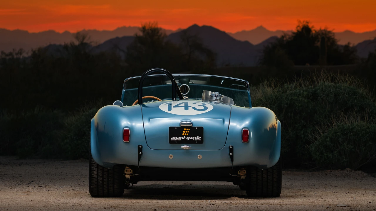 Shelby Cobra Replica - Image 15 of 31