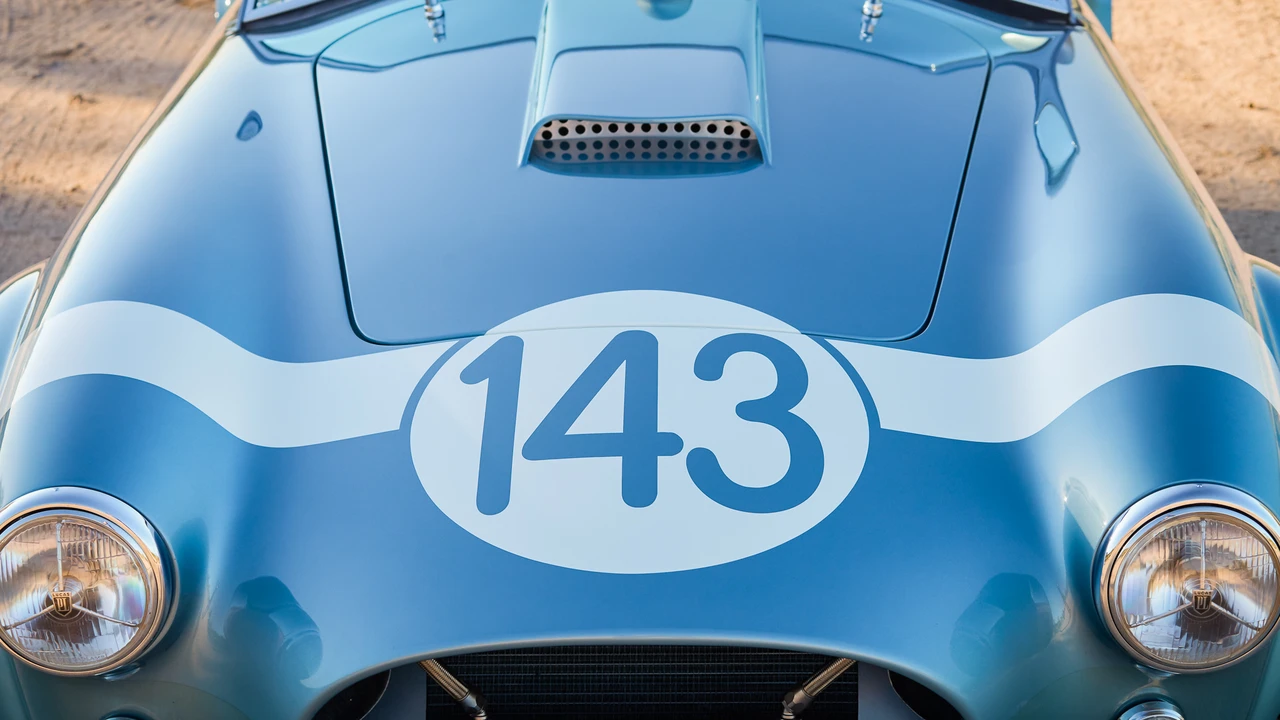 Shelby Cobra Replica - Image 24 of 31