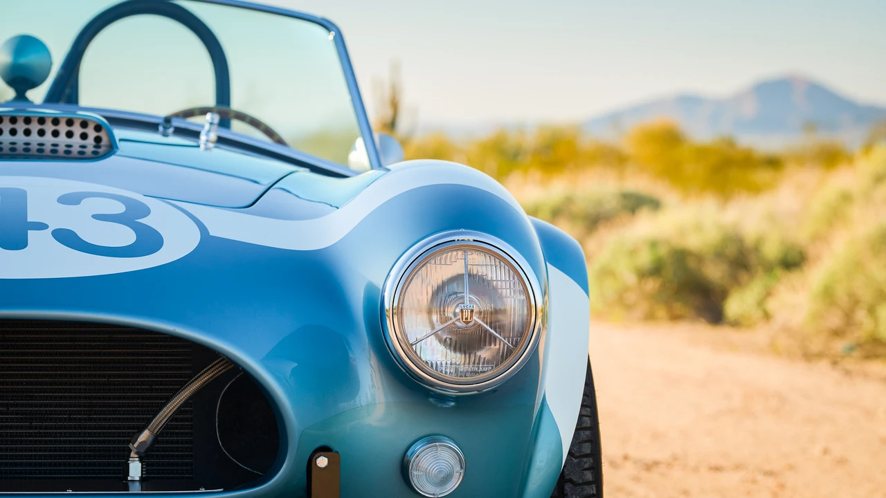 Shelby Cobra Replica - Image 27 of 31