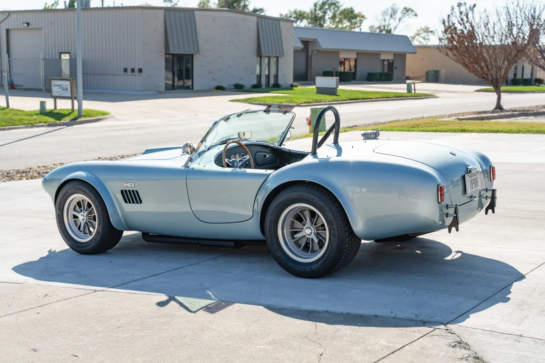 Shelby Cobra Replica - Image 5 of 31