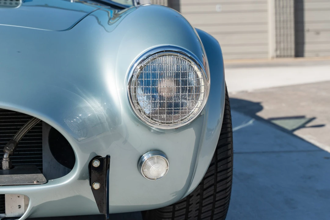 Shelby Cobra Replica - Image 15 of 31