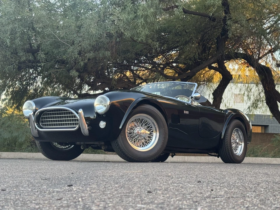 Shelby Cobra Replica - Image 7 of 31