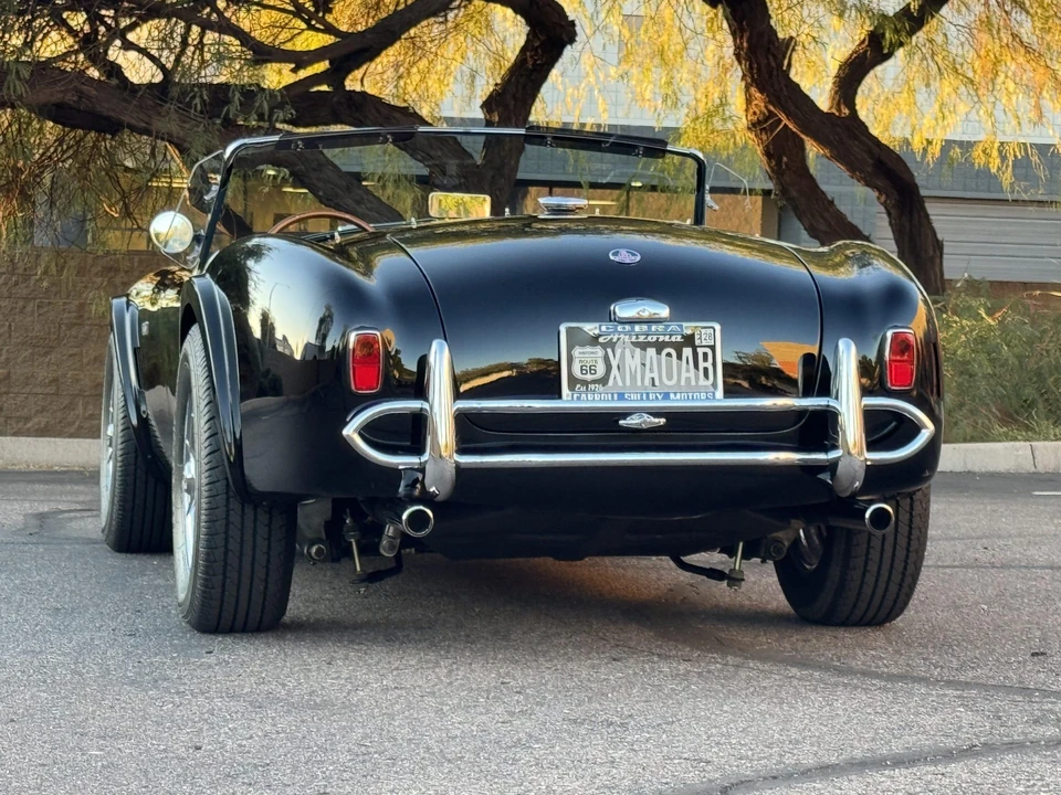 Shelby Cobra Replica - Image 15 of 31