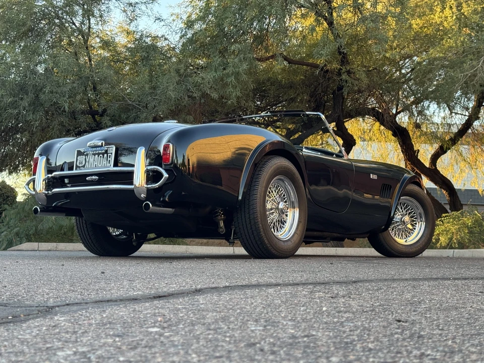 Shelby Cobra Replica - Image 20 of 31
