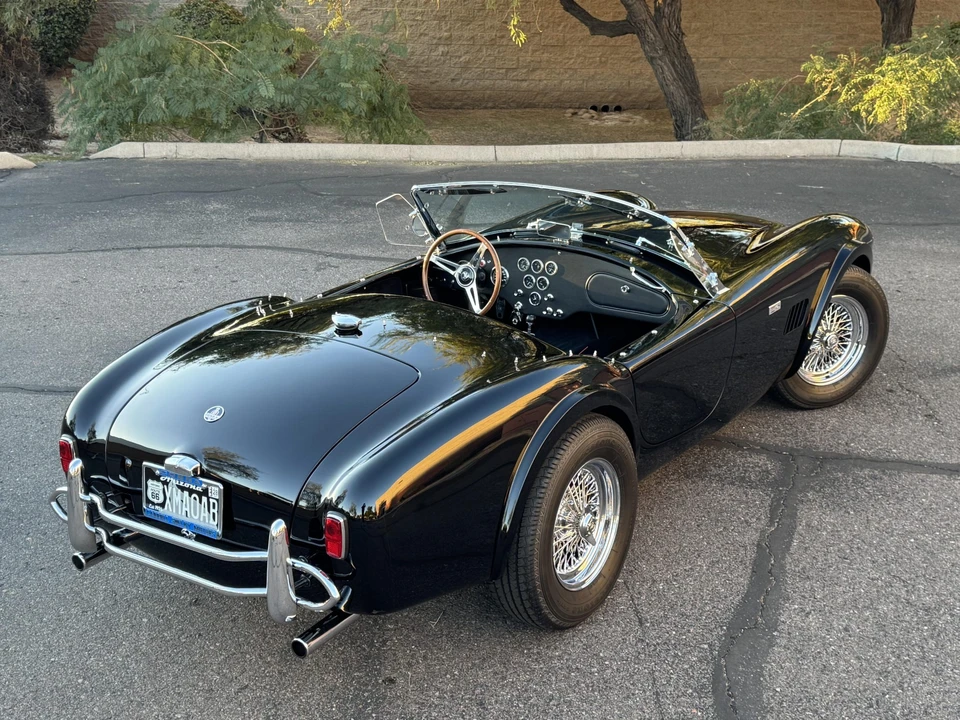 Shelby Cobra Replica - Image 22 of 31