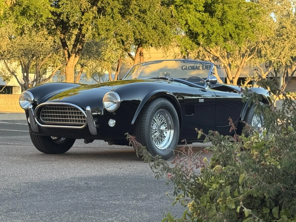 Shelby Cobra Replica - Image 4 of 31
