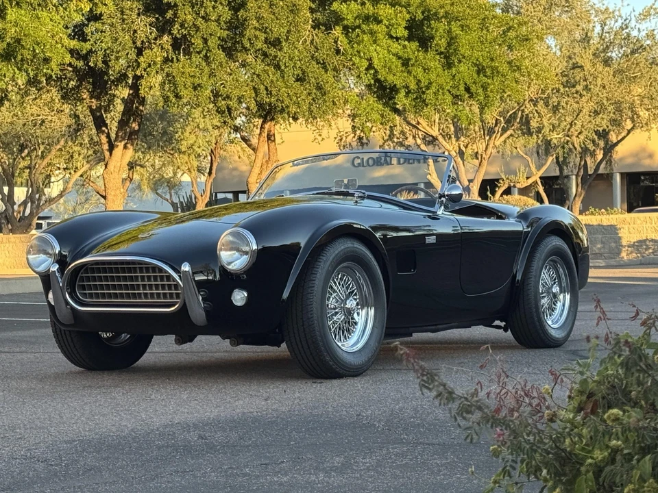 Shelby Cobra Replica - Image 5 of 31