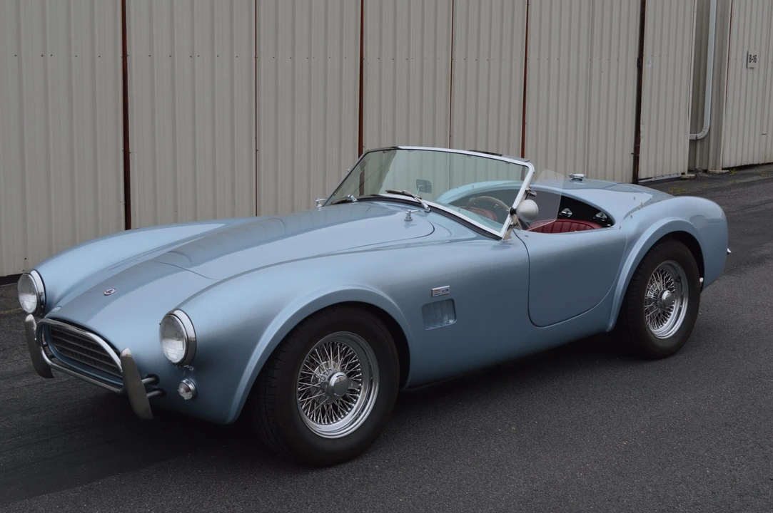 Shelby Cobra Replica - Image 2 of 31