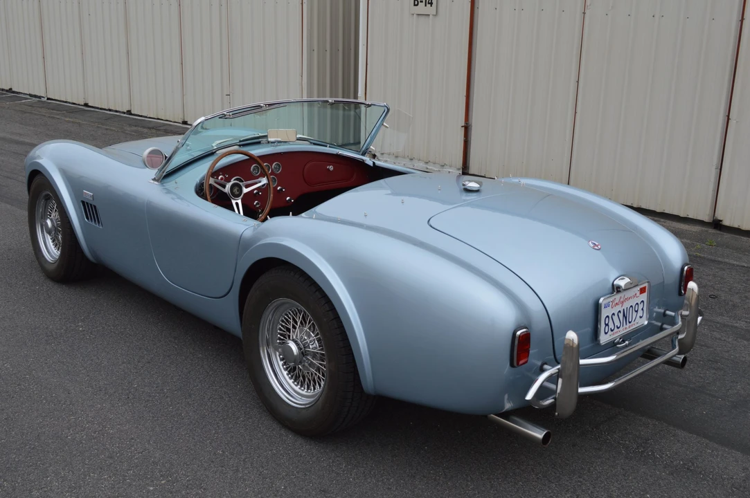 Shelby Cobra Replica - Image 6 of 31