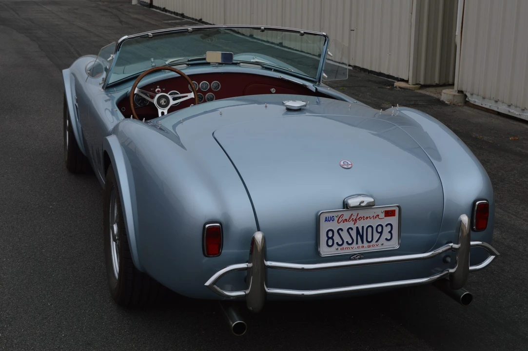 Shelby Cobra Replica - Image 7 of 31