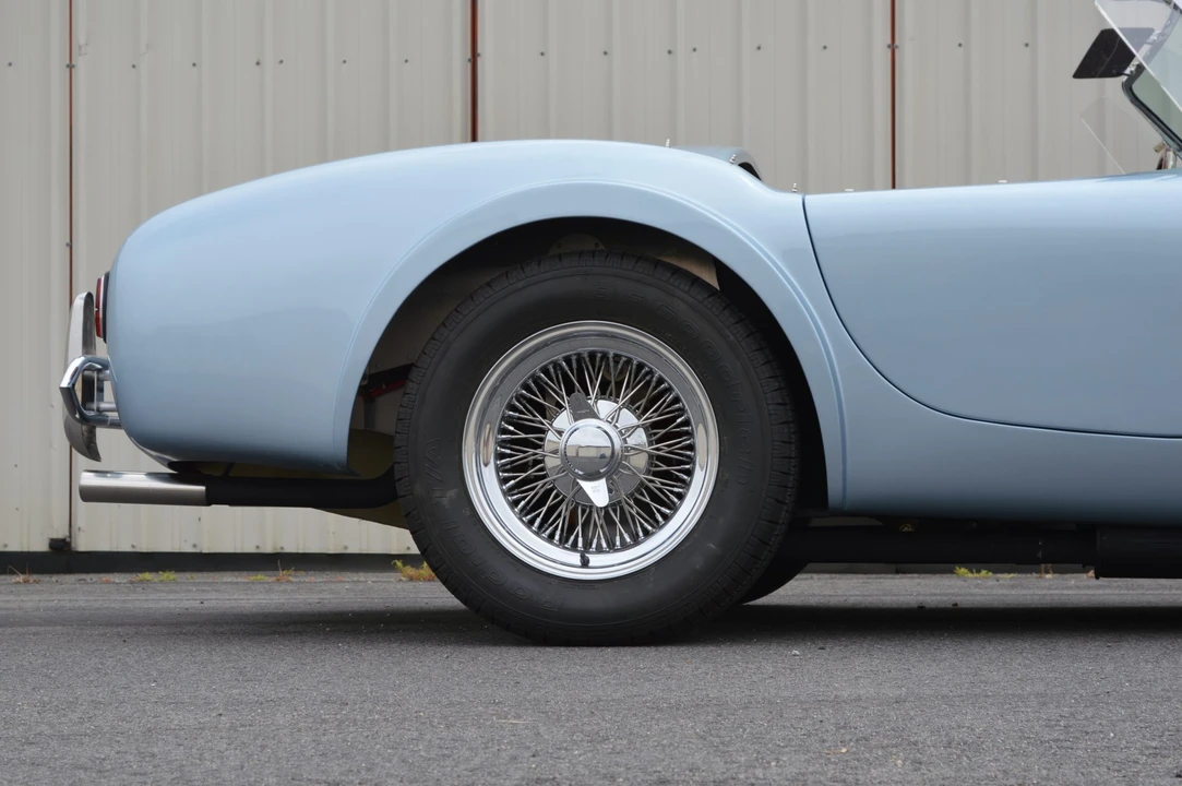 Shelby Cobra Replica - Image 22 of 31