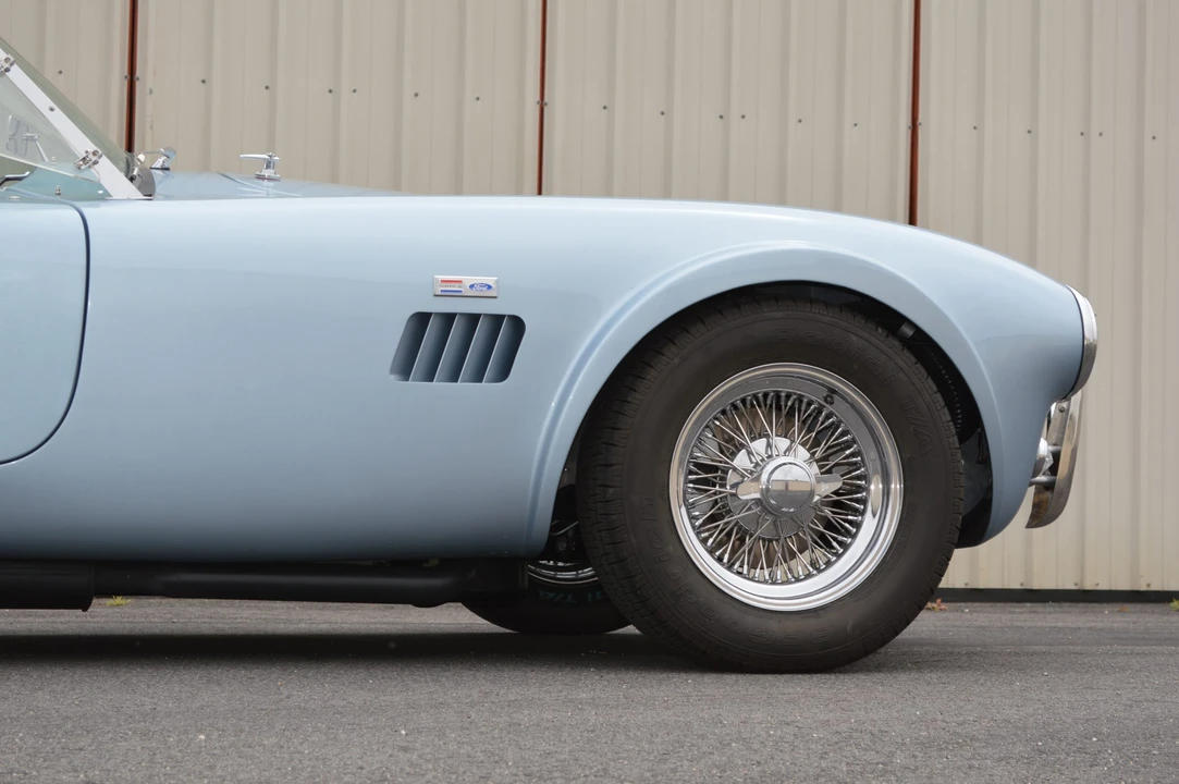 Shelby Cobra Replica - Image 24 of 31