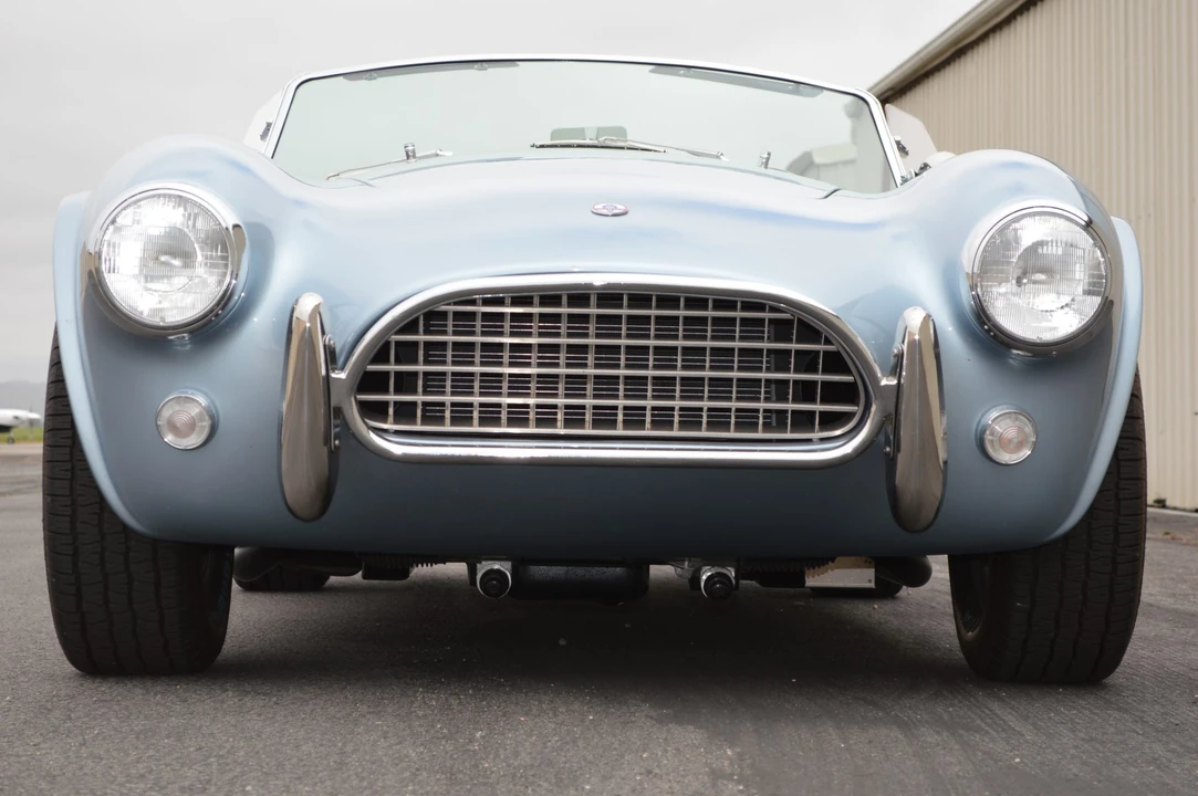 Shelby Cobra Replica - Image 18 of 31