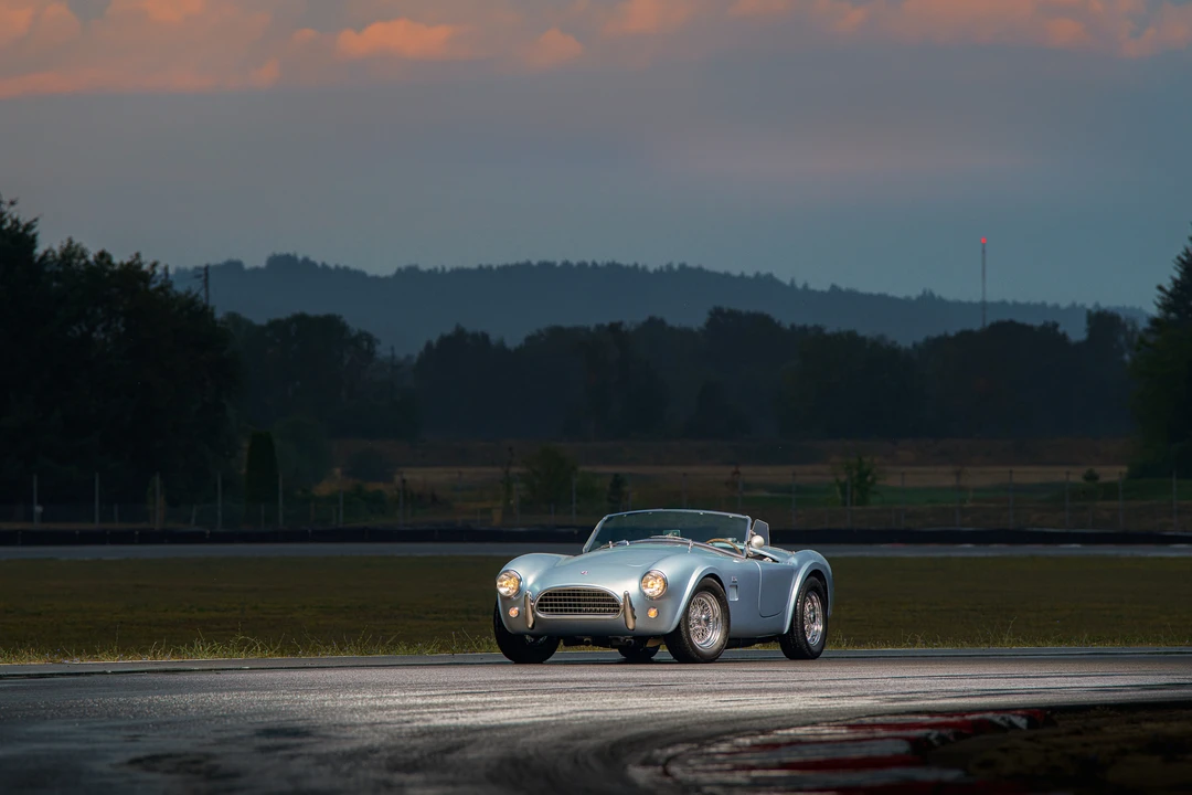 Shelby Cobra Replica - Image 2 of 31