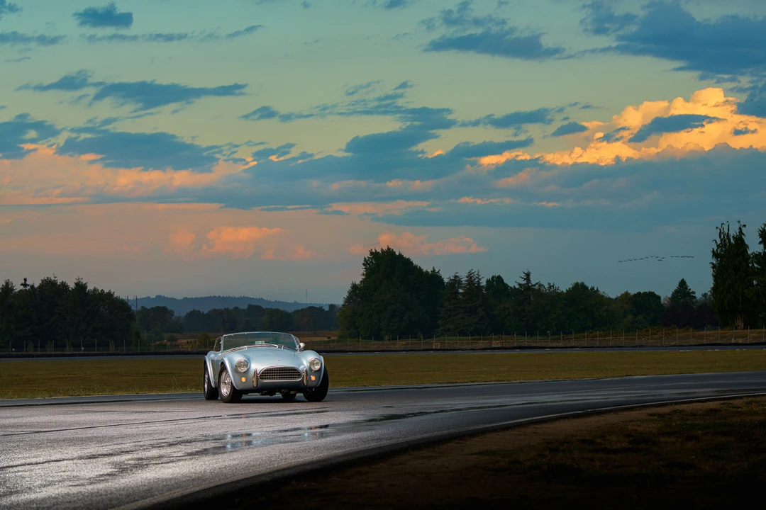 Shelby Cobra Replica - Image 4 of 31