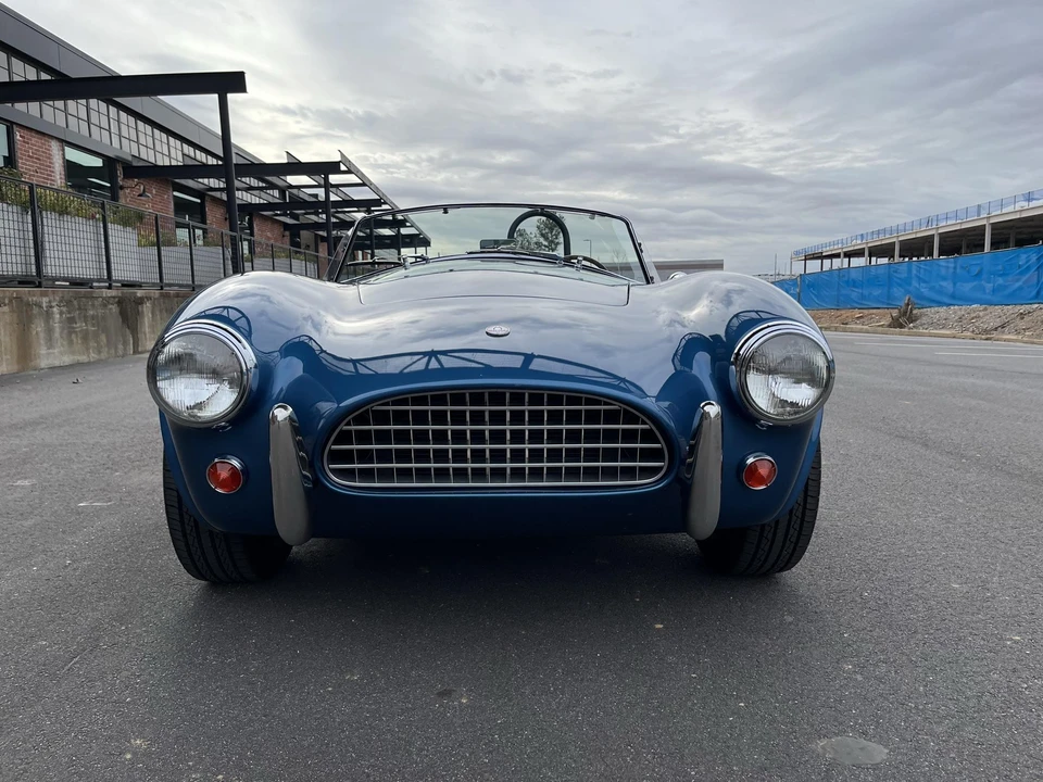 Shelby Cobra Replica - Image 14 of 31