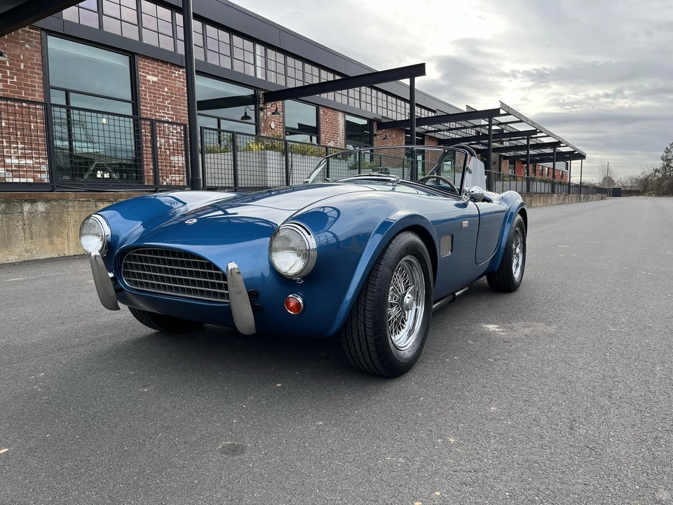 Shelby Cobra Replica - Image 13 of 31