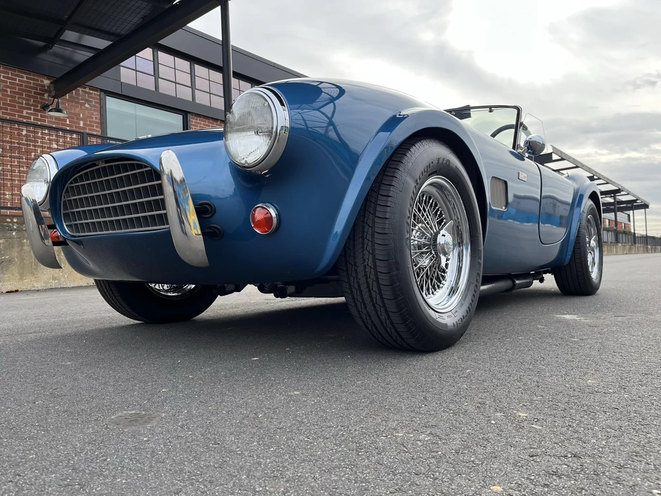 Shelby Cobra Replica - Image 23 of 31
