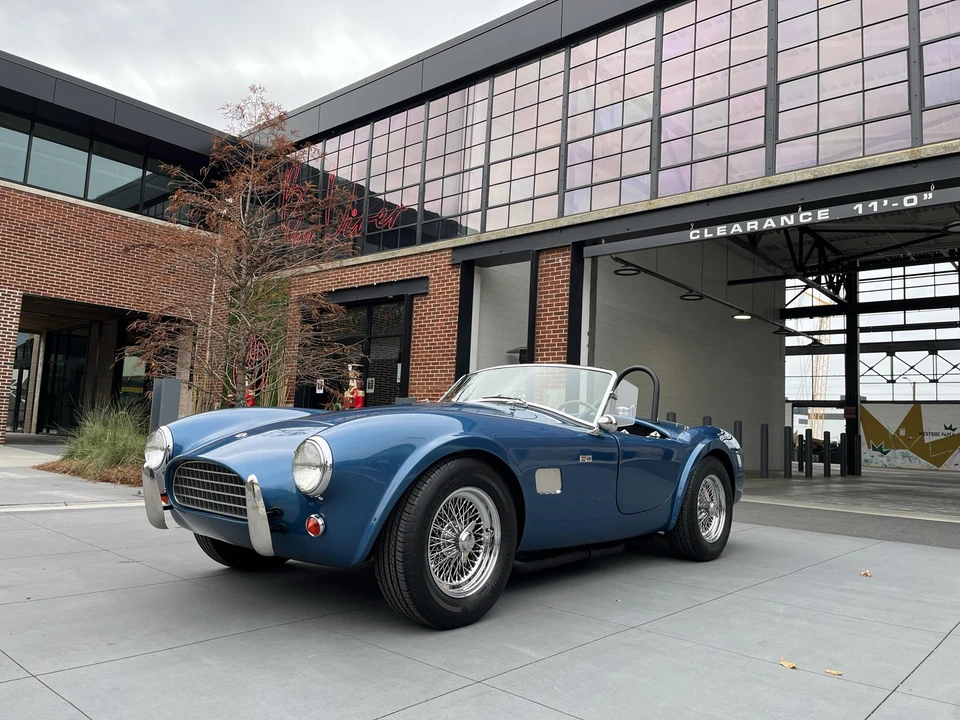 Shelby Cobra Replica - Image 12 of 31