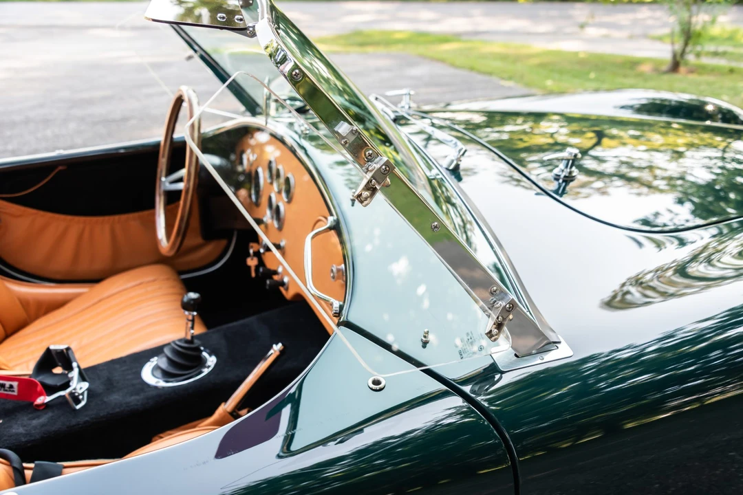 Shelby Cobra Replica - Image 25 of 31