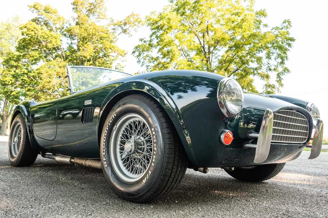Shelby Cobra Replica - Image 10 of 31