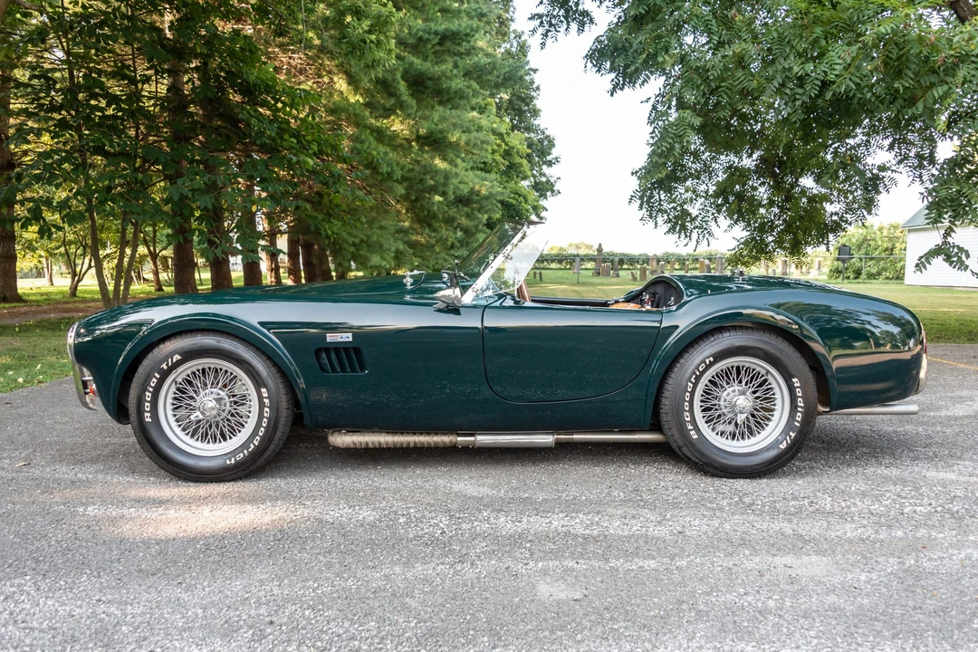 Shelby Cobra Replica - Image 8 of 31