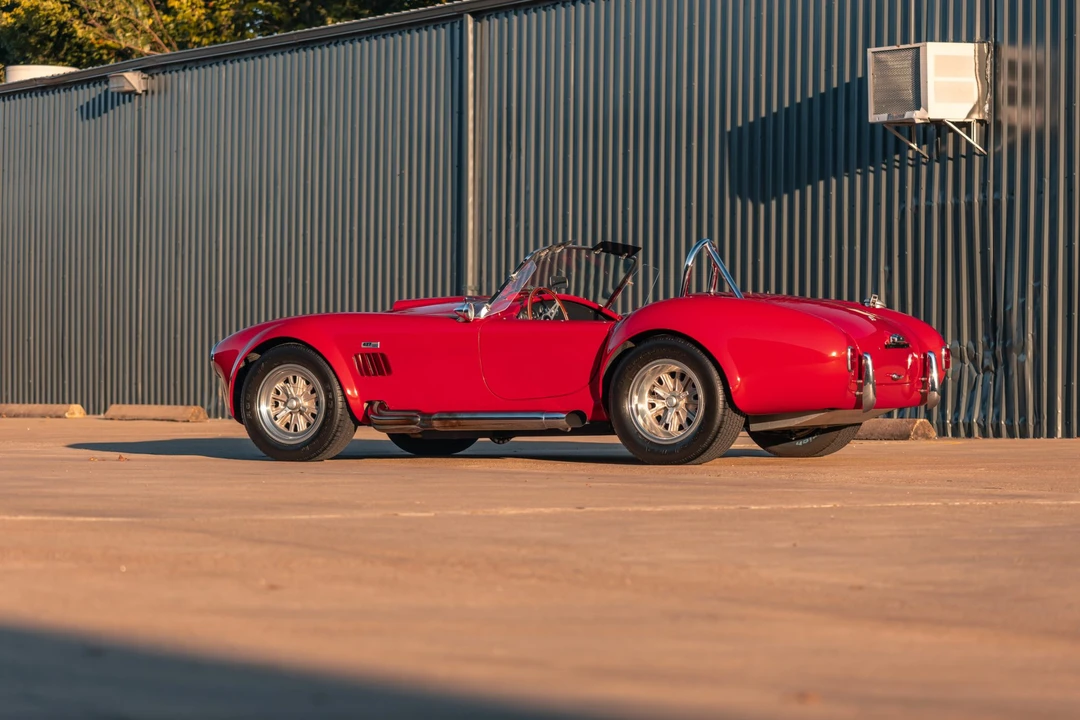 Shelby Cobra Replica - Image 14 of 31