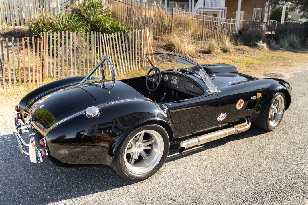 Shelby Cobra Replica - Image 5 of 31