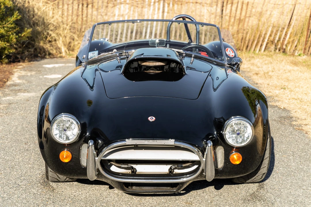 Shelby Cobra Replica - Image 8 of 31