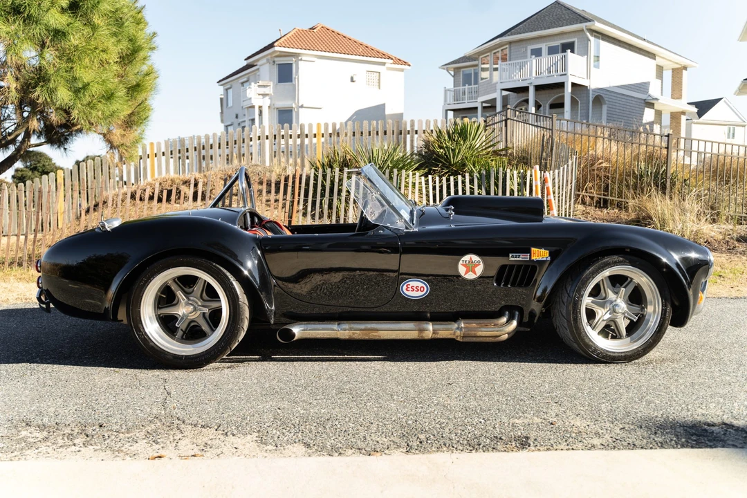 Shelby Cobra Replica - Image 6 of 31