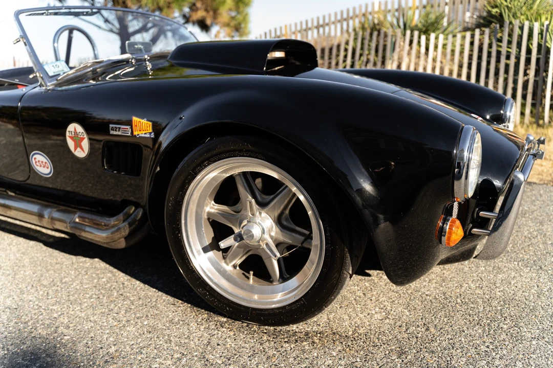 Shelby Cobra Replica - Image 21 of 31