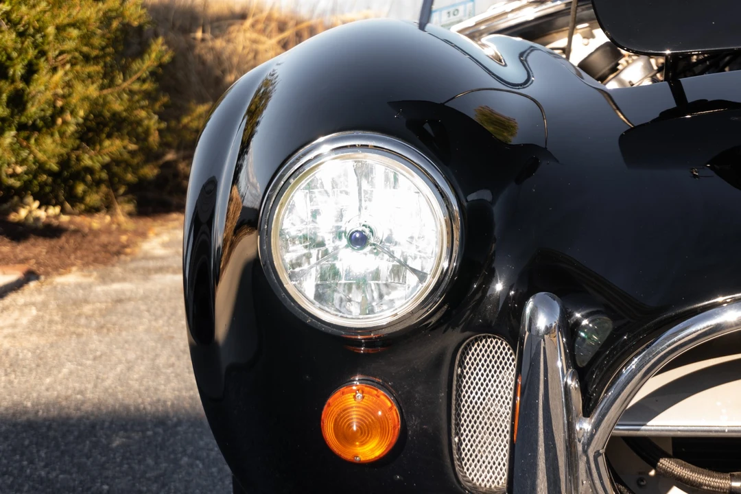 Shelby Cobra Replica - Image 10 of 31