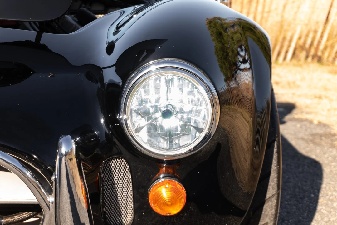 Shelby Cobra Replica - Image 11 of 31