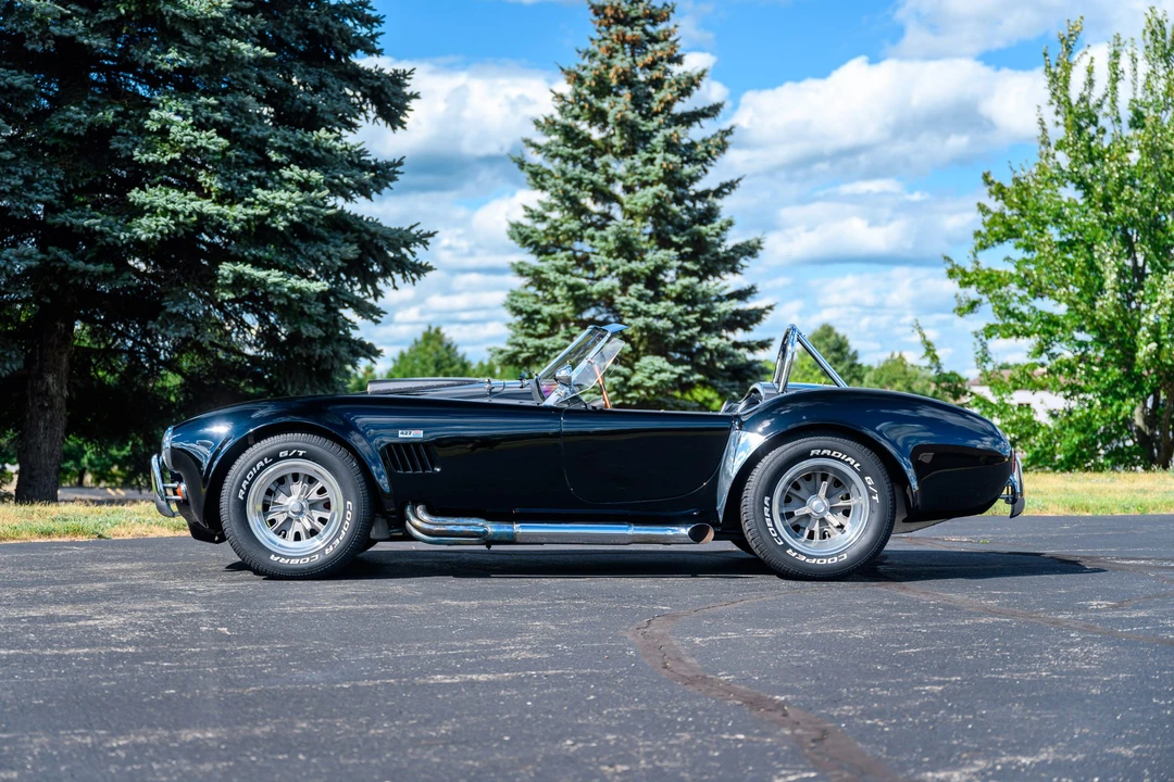Shelby Cobra Replica - Image 4 of 31