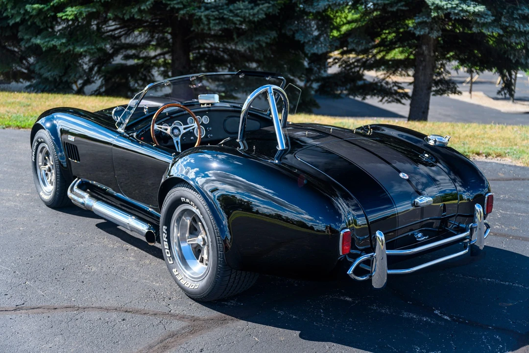 Shelby Cobra Replica - Image 6 of 31