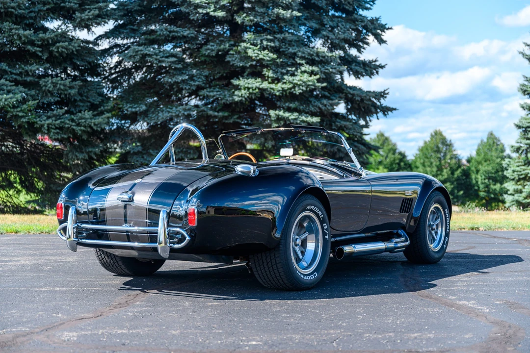 Shelby Cobra Replica - Image 10 of 31