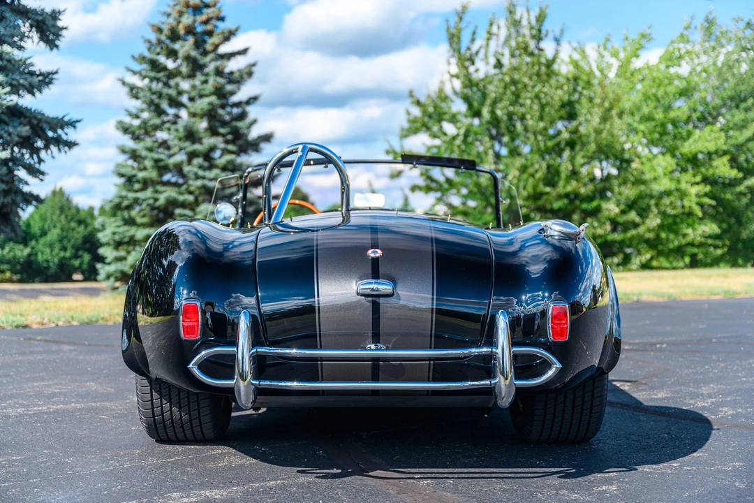 Shelby Cobra Replica - Image 7 of 31