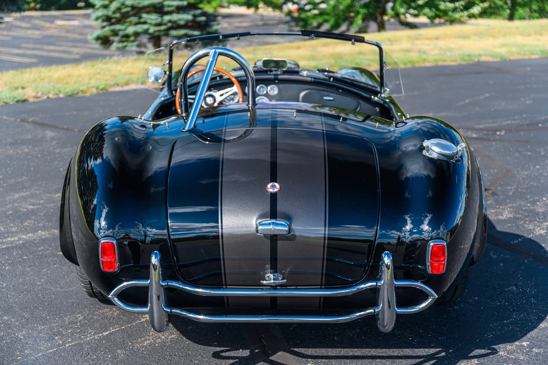 Shelby Cobra Replica - Image 9 of 31