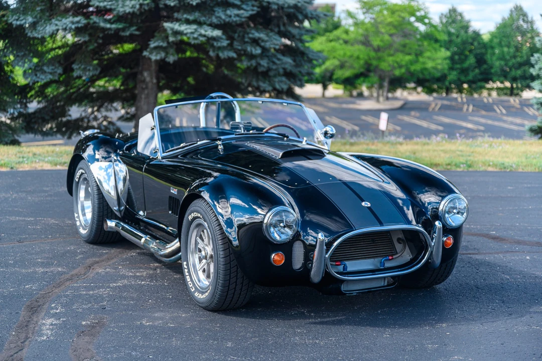 Shelby Cobra Replica - Image 13 of 31