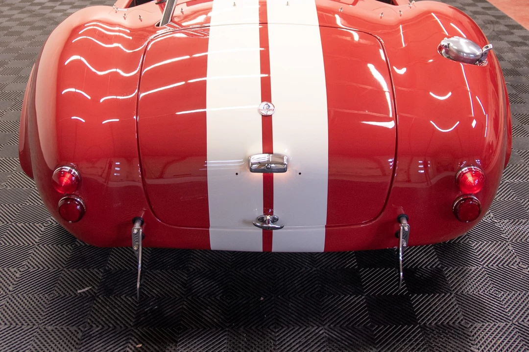 Shelby Cobra Replica - Image 21 of 31