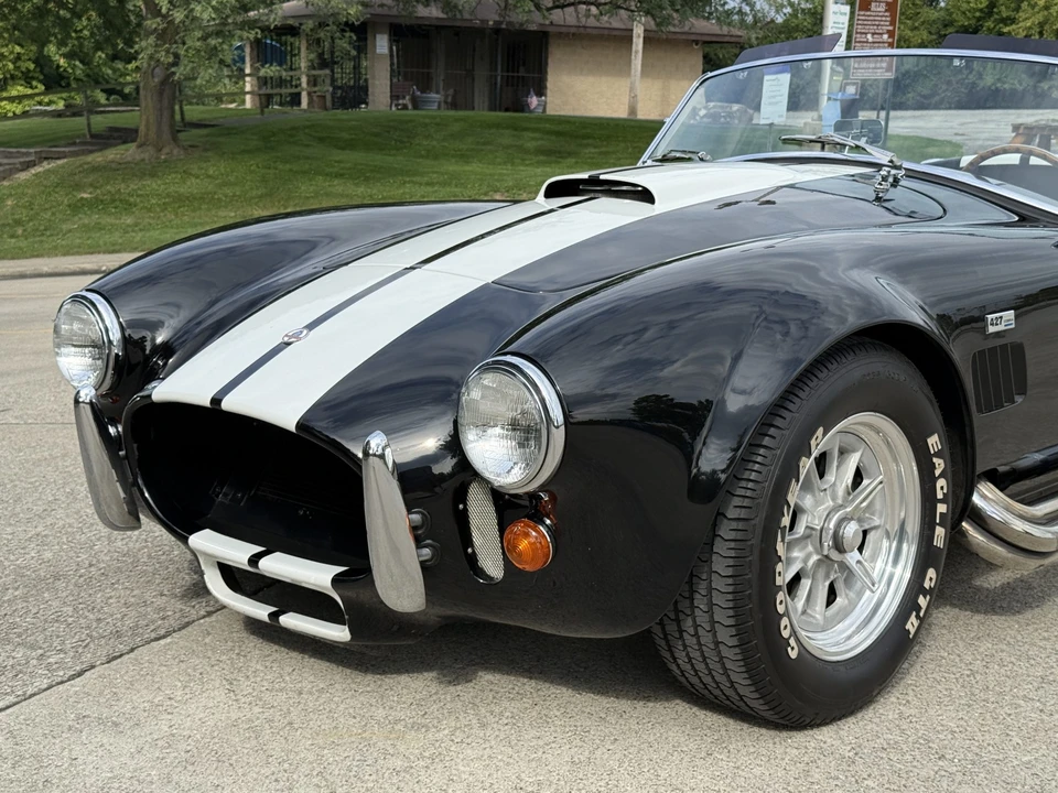 Shelby Cobra Replica - Image 21 of 31