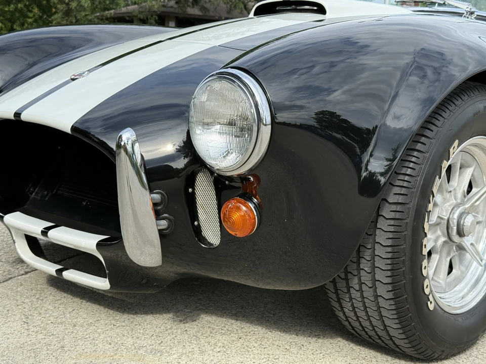 Shelby Cobra Replica - Image 22 of 31
