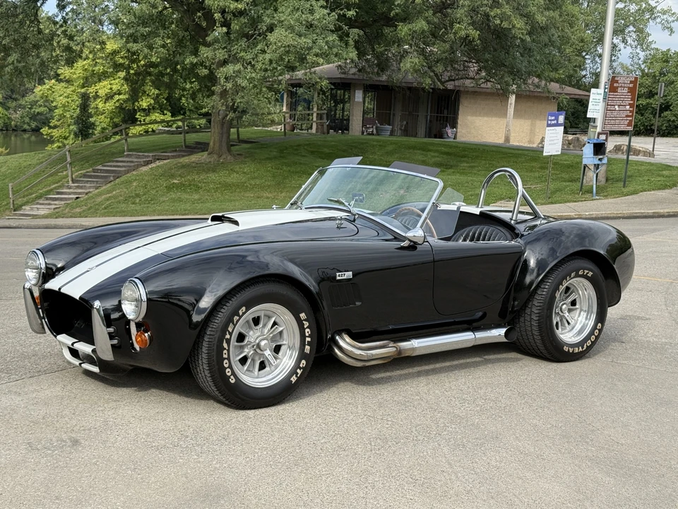 Shelby Cobra Replica - Image 3 of 31