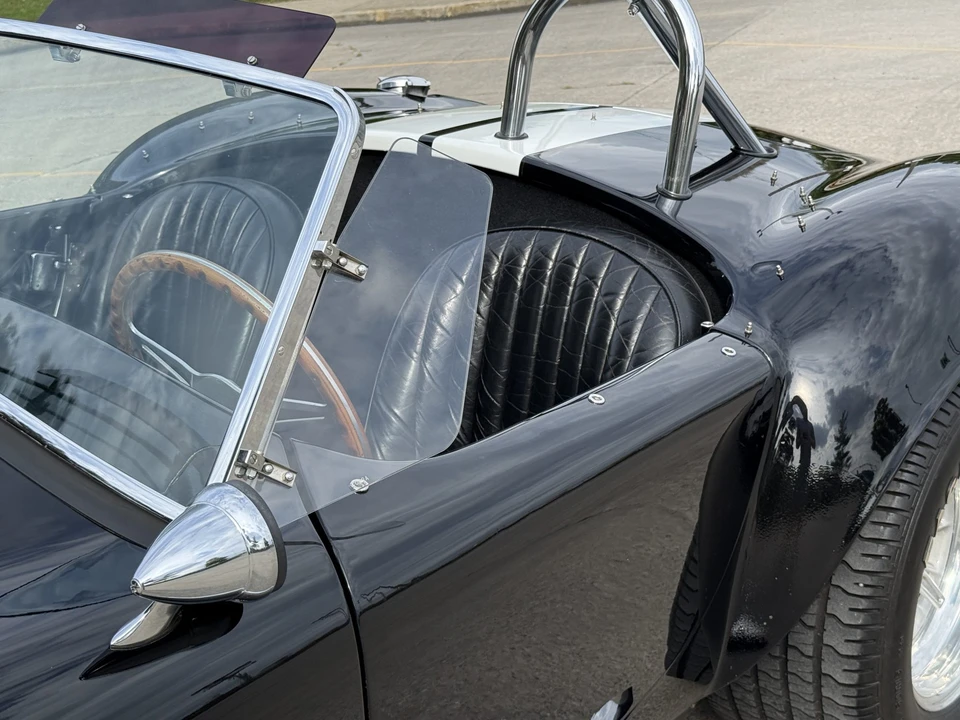 Shelby Cobra Replica - Image 27 of 31