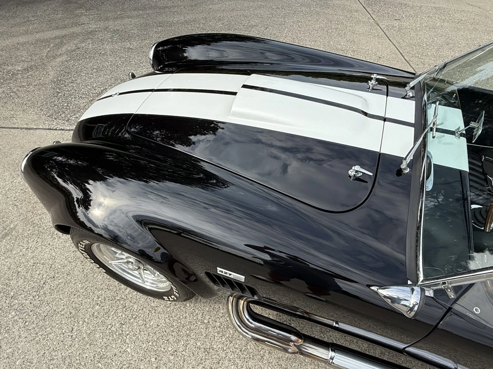 Shelby Cobra Replica - Image 23 of 31